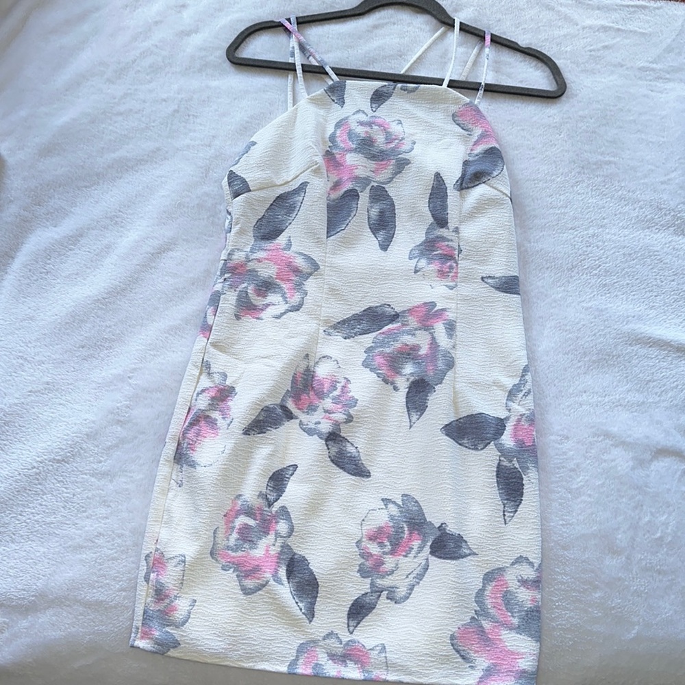 Tobi White and Pink Floral Cocktial Dress